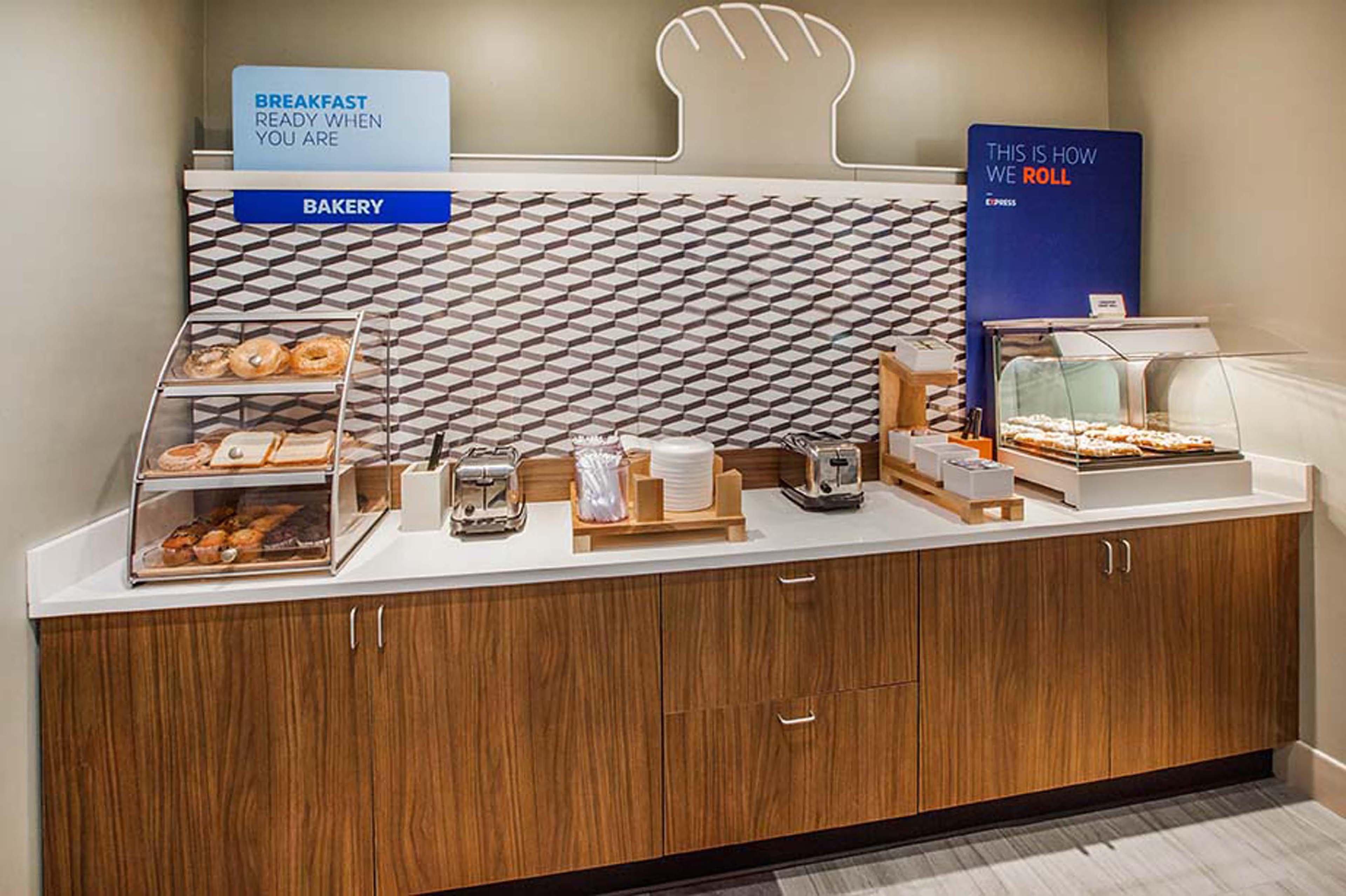 Holiday Inn Express & Suites Tupelo By Ihg Eksteriør billede