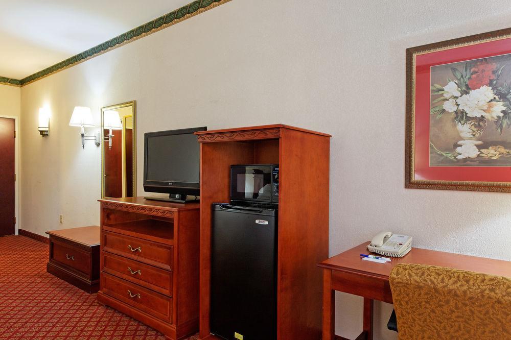 Holiday Inn Express & Suites Tupelo By Ihg Eksteriør billede